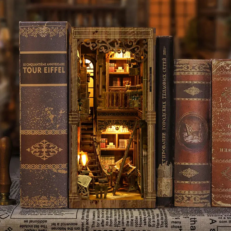 Book Nook – La Salle des Collections Anciennes — vue 4