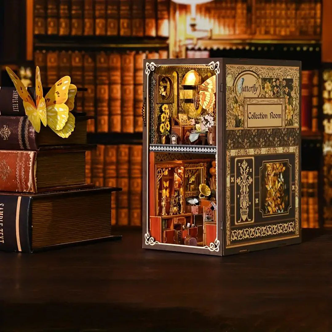 Book Nook – La Salle de Collection des Papillons — vue 5