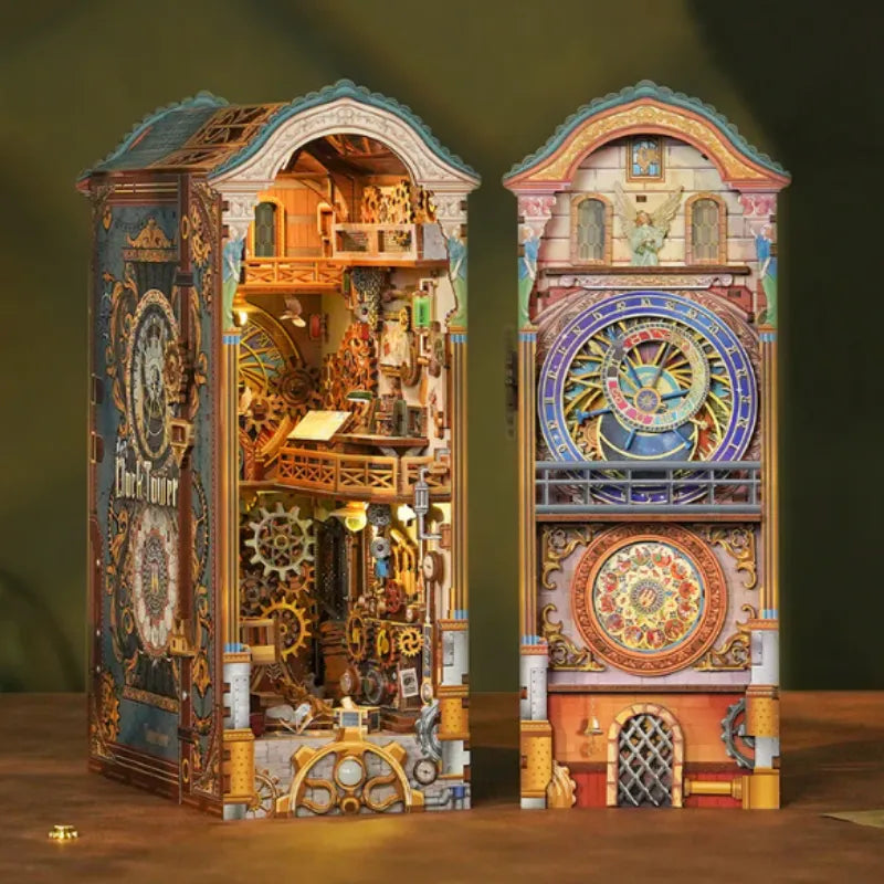 Book Nook – La Tour de l'Horloge Astronomique — vue 1