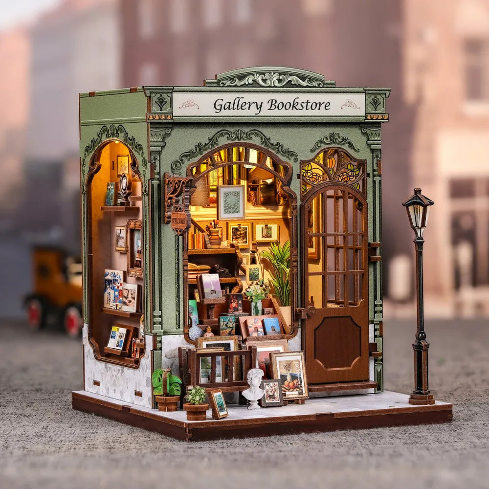 Maison Miniature – La Librairie Galerie — vue 9