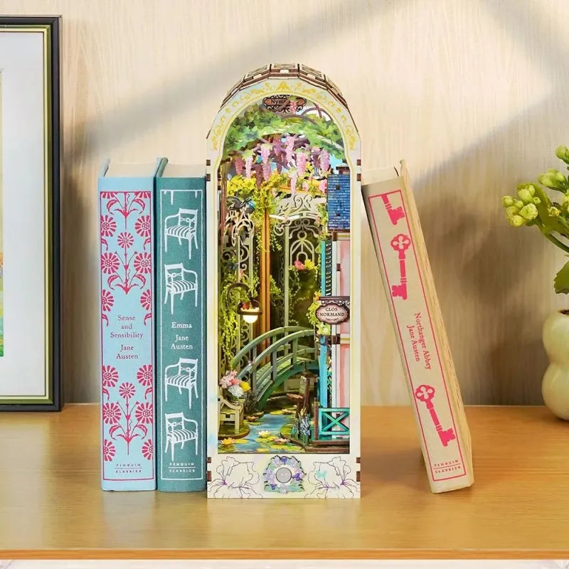 Book Nook – Les Jardins de Giverny — vue 3
