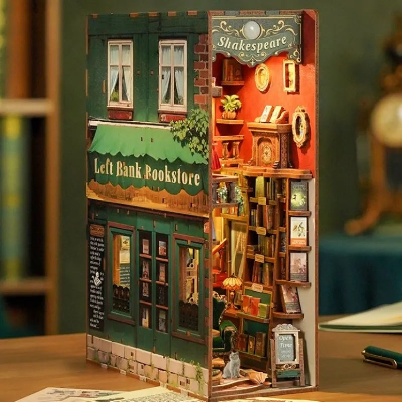 Book Nook – La Librairie de la Rive Gauche — vue 1
