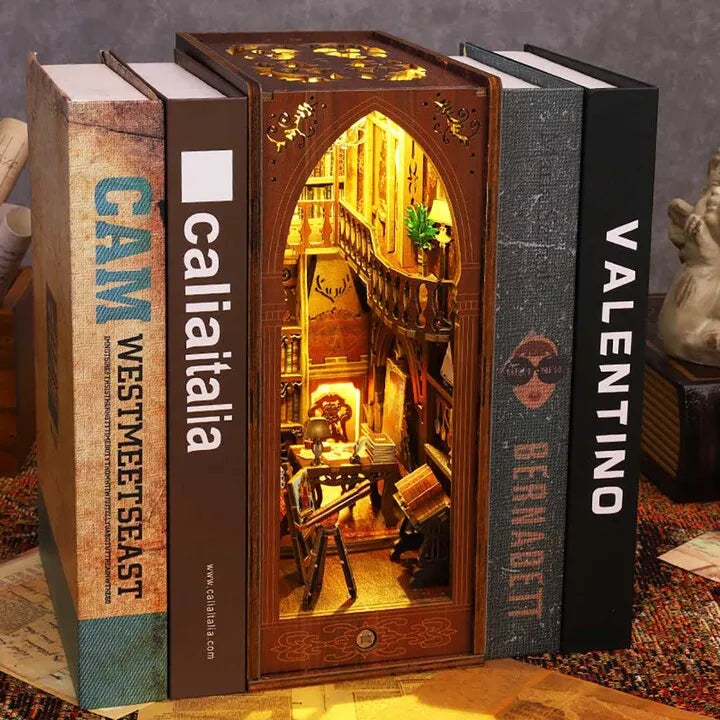 Book Nook – La Bibliothèque des Livres — vue 3