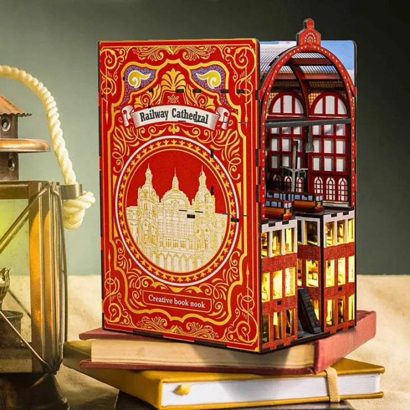 Book Nook – La Cathédrale du Rail — vue 4