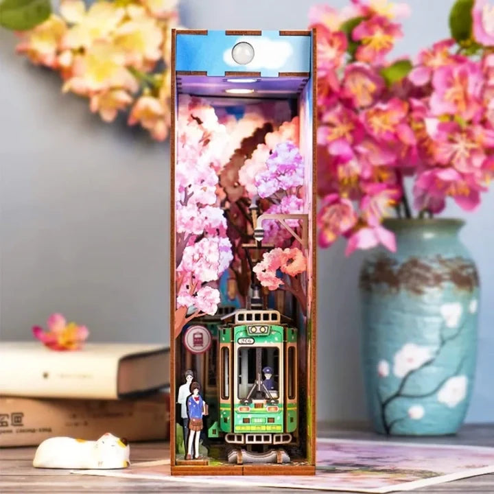 Book Nook – Le Voyage des Cerisiers — vue 1