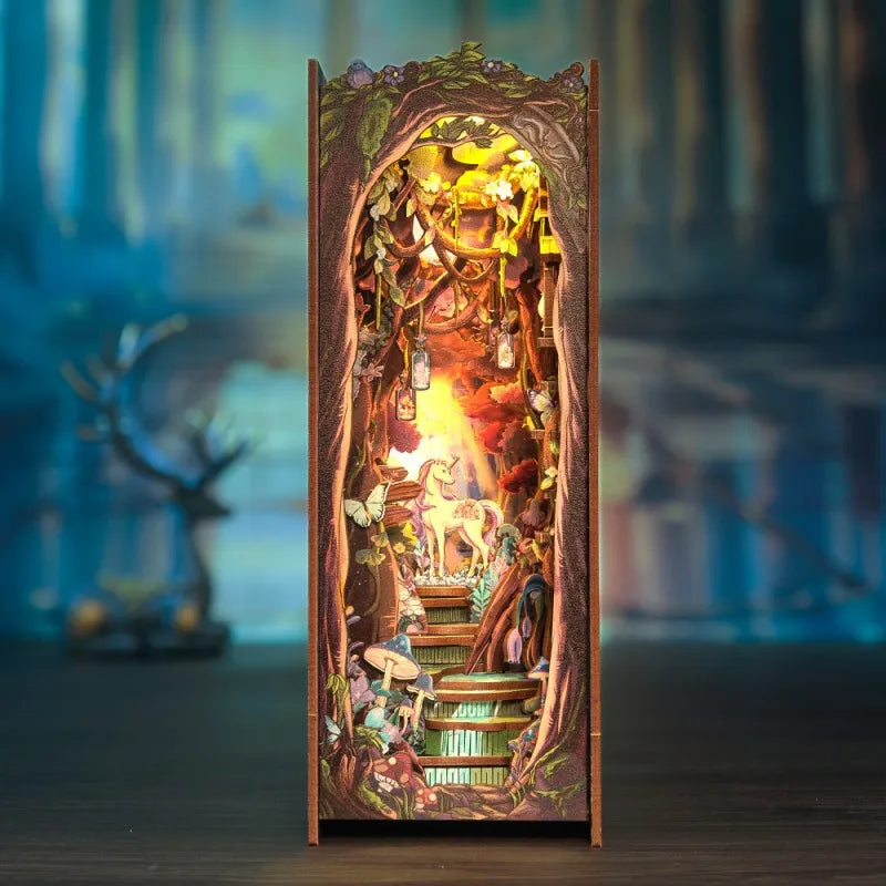 Book Nook – La Grâce de la Forêt — vue 1