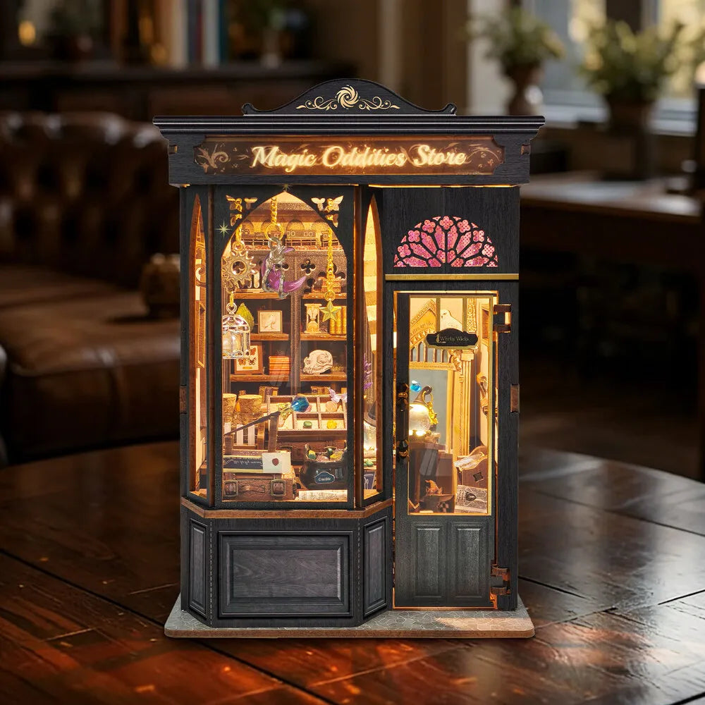 Maison Miniature – La Boutique des Curiosités — vue 1